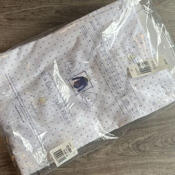 Izod Long Sleeve Slim Fit Print Shirt-red Multi-15-32/33 - Picture 3 of 3